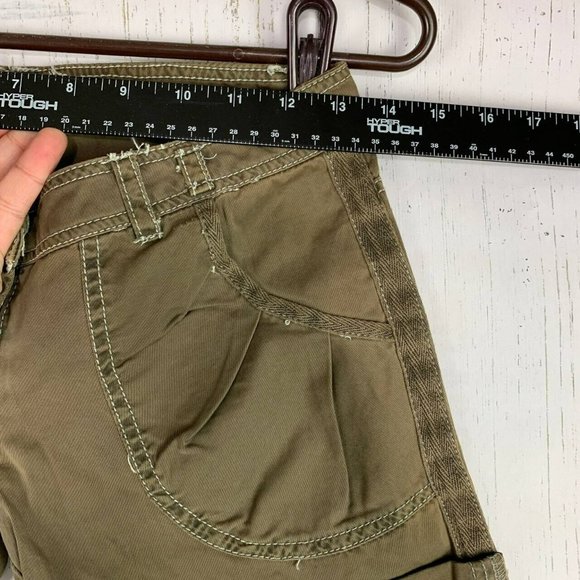 Jezebell 26x10 Straight Fit Cuffed Mid Rise Brown Shorts Women - Picture 4 of 7